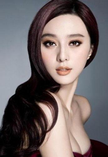 女明星网红找人是谁,女明星网红背后的神秘助力者是谁？