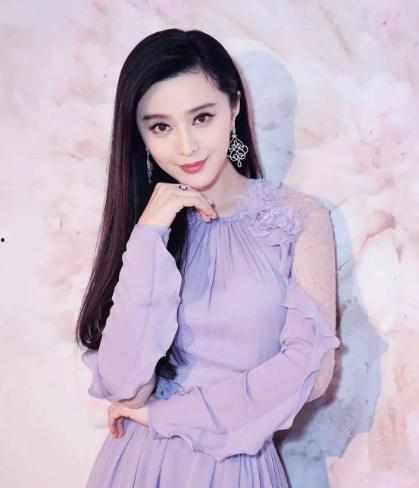 明星网红美甲店名字大全,明星同款美甲店，带你领略指尖时尚风采