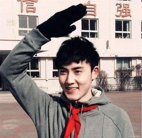 你的哥哥是明星网红,揭秘明星网红哥哥的璀璨人生