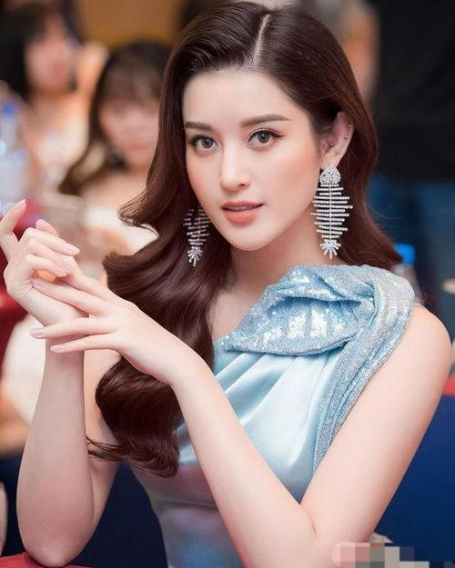 美女明星网红出场了,美女明星网红惊艳亮相