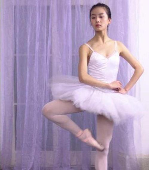 腿型明星网红照片女,明星同款腿型，她是如何炼成的？