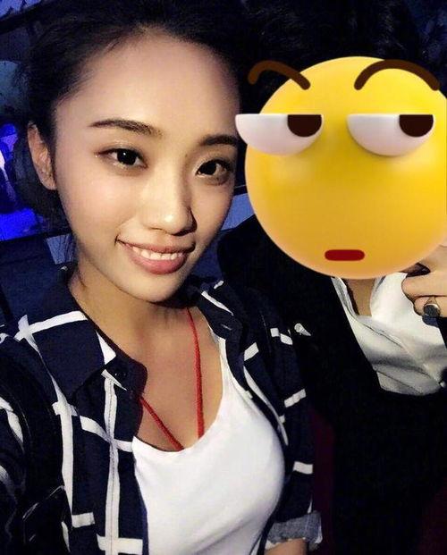 明星网红熊玩具是谁,揭秘明星网红背后的神秘力量