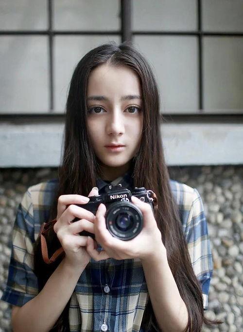 明星网红冯振华简介资料