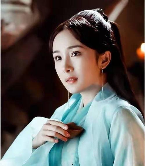 莲花明星网红是谁啊,揭秘网红界的璀璨新星