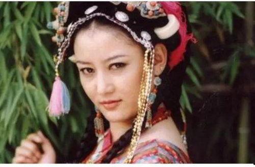 藏族明星网红的人是谁