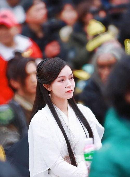 今日吃瓜网红海底捞阿朱,吃瓜网红的崛起与影响力