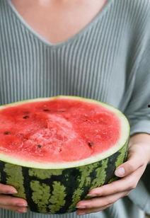 杭州今日吃瓜事件最新情况,揭秘网络热议背后的真相