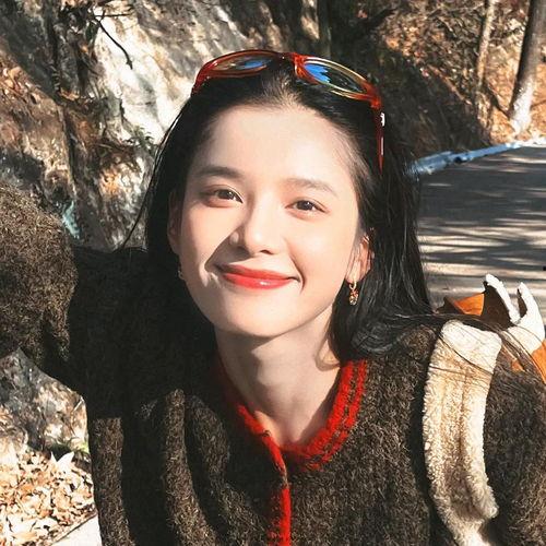 女明星网红照片头像,女明星头像中的时尚魅力