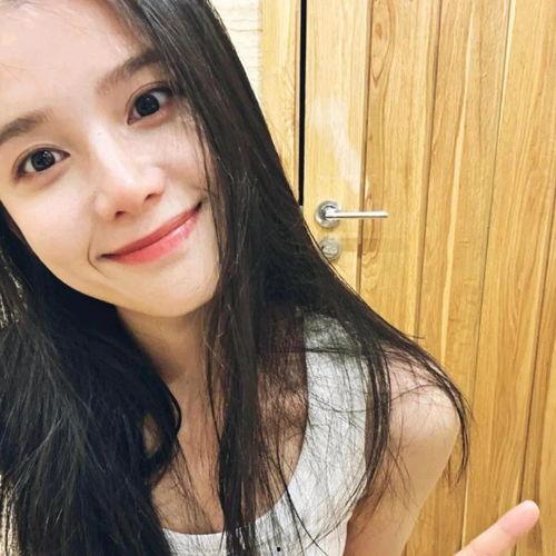 女明星网红照片头像,女明星头像中的时尚魅力